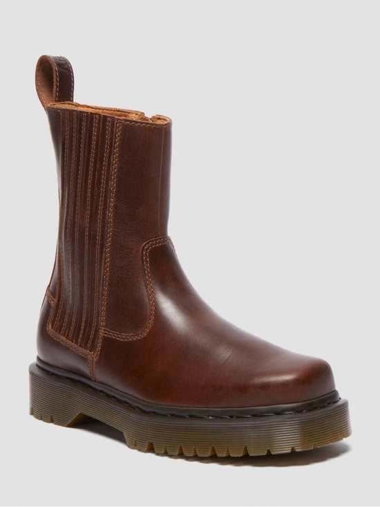 Dr. Martens Shoes - Dr. Martens AMAAYAH LO Orleans Leather Chelsea Boots